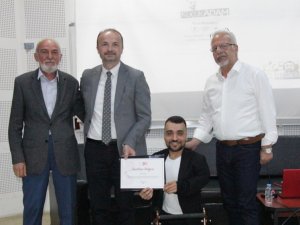 Dpü’de “Kemiklerimiz Kırılsa Da Umutlarımız Sağlam” İsimli Etkinlik