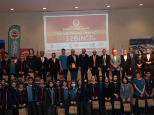 52 Bin Kişiye 52 Bin Kitap