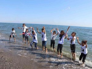 Hayatlarında İlk Defa Deniz Gören Siirtli Çocukların Büyük Mutluluğu