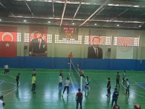 Türkeli’de Liseler Arası Voleybol Turnuvası