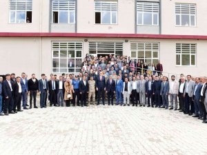 Vali Bilmez’den Çatak İlçesine Veda Ziyareti
