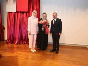 İ̇kbal Gürpınar, Sincanlı Kadınlarla Buluştu