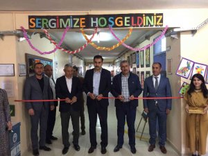 İ̇htiyaç Sahibi Öğrenciler Yararına Sergi