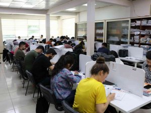 Öğrenciler Sınavlara Gençlik Merkezinde Hazırlanıyor