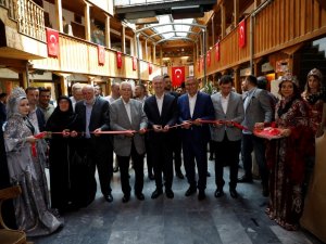 İ̇negöl’de Düğün Kültürü Sergisi Açıldı
