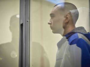 Ukrayna’da Yargılanan Rus Asker, Silahsız Sivili Öldürdüğünü Kabul Etti