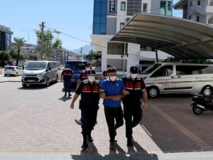 Eşini Öldüren Koca: "Neden Bu Kadar Üzerime Geliyorlar"