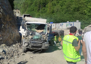 Rize’de Trafik Kazası 1 Ölü, 1’i Ağır 3 Yaralı