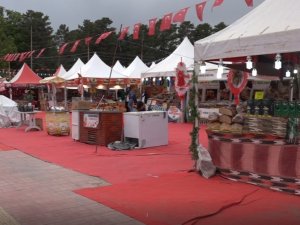 Erciş’te Yöresel Ürün Sergisine İlgi