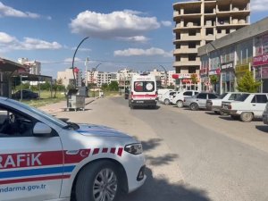 Otomobilinde Silahlı Saldırıya Uğrayan Şahıs Hayatını Kaybetti