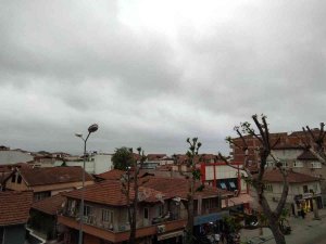 Sakarya’da Güneş Yerini Bulutlu Havaya Bıraktı