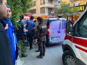 Ankara’da Feci Kaza: Anne Ve Kızına Otomobil Çarptı