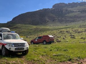 Şırnak’ta Kayalıklardan Düşen Kişi İçin Askeri Helikopter Havalandı