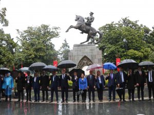 Samsun’da 19 Mayıs Kutlamaları Yağmur Altında Başladı
