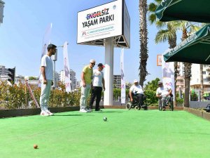 Mersin’de ’Engelsiz Bocce Turnuvası’ Düzenlendi