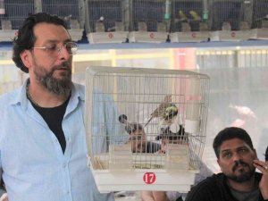 Kütahya’da Kuş Meraklıları Mezatta Buluştu