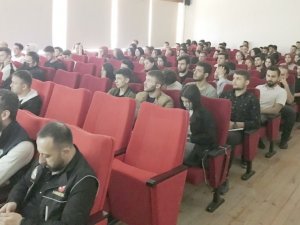 Simav Myo’da Sosyal Medya Farkındalığı Semineri