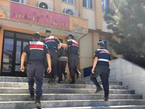 Simav’da Hakkında 34 Yıl Kesinleşmiş Hapis Cezası Bulunan Şahıs Evinde Yakalandı