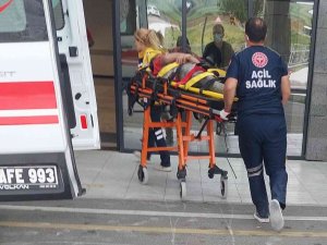Üzerine 1 Tonluk Cisim Düşen İşçi Yaralandı