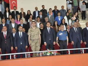 Bulanık’ta 19 Mayıs Atatürk’ü Anma, Gençlik Ve Spor Bayramı Kutlamaları