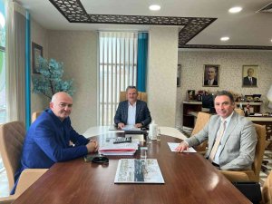 Camiler Hibe Edilen Araç İle Temizlendi