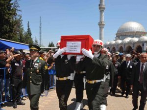 Şehit Piyade Uzman Onbaşı Son Yolculuğuna Uğurlandı