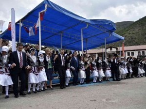 Gümüşhane’de 19 Mayıs’a Coşkulu Kutlama