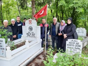 Şehit Jandarma Er Kabri Başında Anıldı