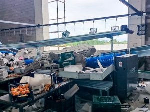 Aydın’da Bir Fabrikanın Duvarı Yıkıldı: 8 Yaralı