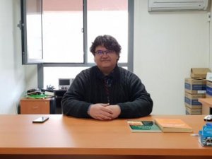 Manisa’da Öğretim Görevlisi Evinde Ölü Bulundu
