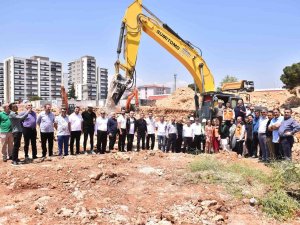 1 Milyon Kitap Kapasiteli Antalya Kütüphanesi İçin Çalışmalar Başladı