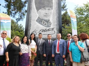 Marmaris’te 25 Bin Taştan Oluşan Atatürk Mozaik Anıtı Açıldı