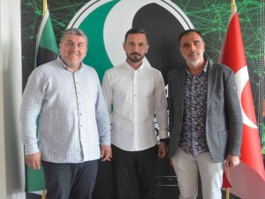 Sakaryaspor’da Tuncay Şanlı’dan Boşalan Koltuk İ̇lker Püren’e Verildi
