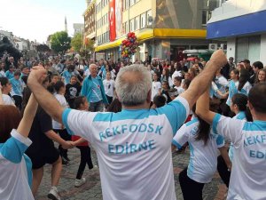 Edirne’de 1919 Kişi Aynı Anda Halay Çekti