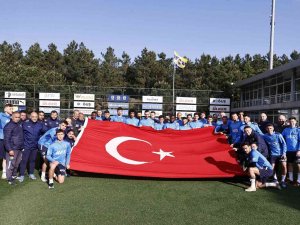 Fenerbahçe, 19 Mayıs’ı Kutladı