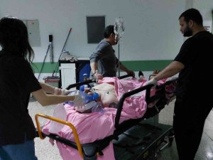 Evden Çay İçmek İçin Çıktı, Silahlı Saldırıda Ağır Yaralandı