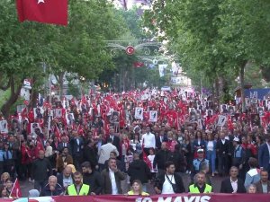 Kartal’da Fener Alayında Buluşan Binler, 19 Mayıs Coşkusu Yaşadı