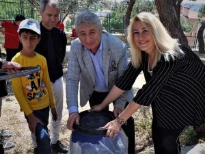 Çeşme’de Tohumlar Geleceğe Taşınıyor