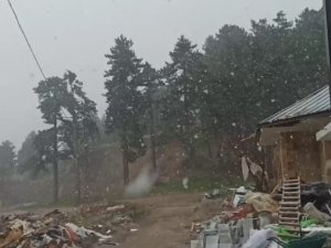 Muratdağı’nda Mayıs Ayında Kar Sürprizi
