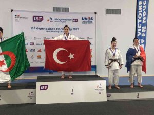 Yunusemreli Sümeyye Dünya Şampiyonu
