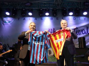 Talas’ta Coşkulu 19 Mayıs Konseri