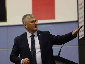 Üniversitede “Geleceğin Sigorta Ürünleri: Siber Ve Dijital Sigortalar” Etkinliği Düzenlendi