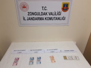İ̇ş Yerinde Kumar Oynarken Yakalandılar