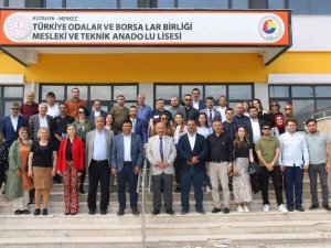 Tobb Kütahya Osb Meslek Ve Teknik Anadolu Lisesi Ortaokul İdarecilerine Tanıtıldı
