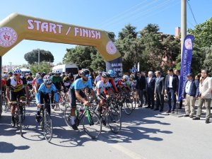 Balıkesir’de Okullar Arası Bisiklet Türkiye Birinciliği Başladı