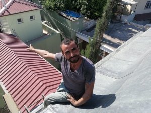 Camiye Giren Hırsızı Mahalle Muhtarı Yakaladı