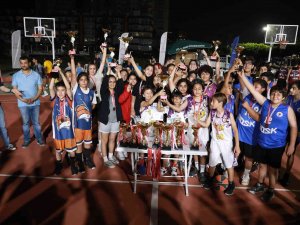 3x3 Basketbol Turnuvası Sona Erdi