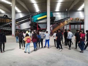 Öğrenciler Van Büyükşehir Belediyesinin Çevreci Tesislerini Gezdi