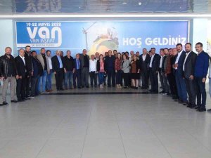 Başkan Kandaşoğlu: “Van Ticaret Ve Sanayi Odası Başkanlığına Bu Yıl Adaylığımızı Koyuyoruz”