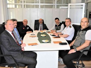 Kütahya’da Orman Yangınlarıyla Mücadelede Kurumlar Arası İşbirliği Ve Bilgilendirme Toplantısı